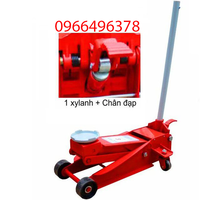 Kích cá sấu 3 tấn đạp chân