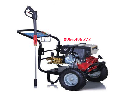 Máy rửa xe cao áp Kocu 3WZ-3200A – chạy bằng xăng